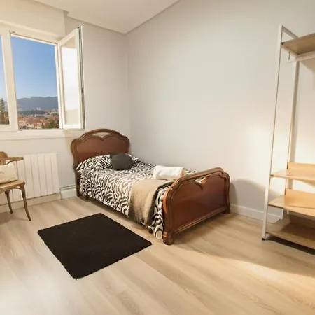 Costa Vasca - דירה