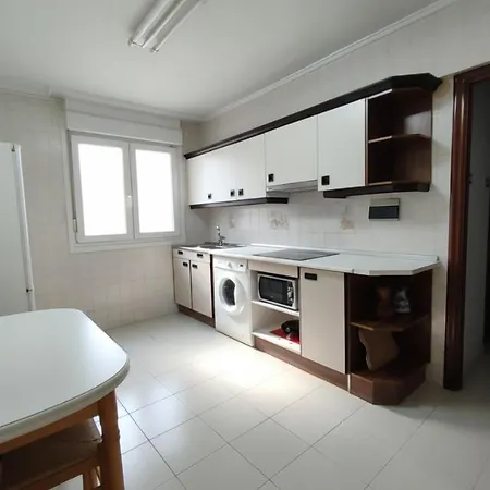 Costa Vasca - דירה *